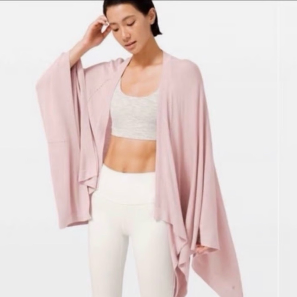 Lululemon Open Mind Wrap in Porcelain Pink